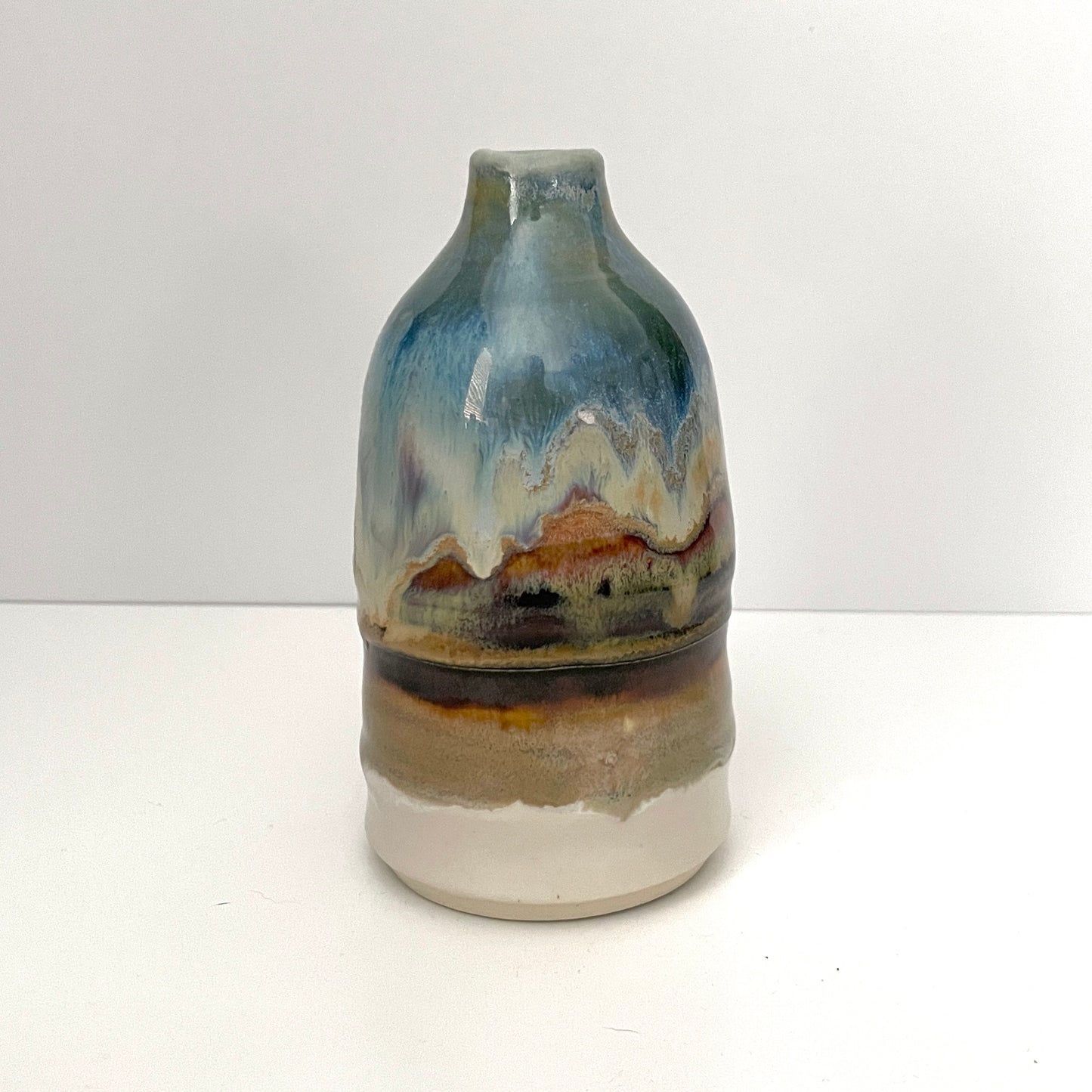 Mountain Seaside bud vase