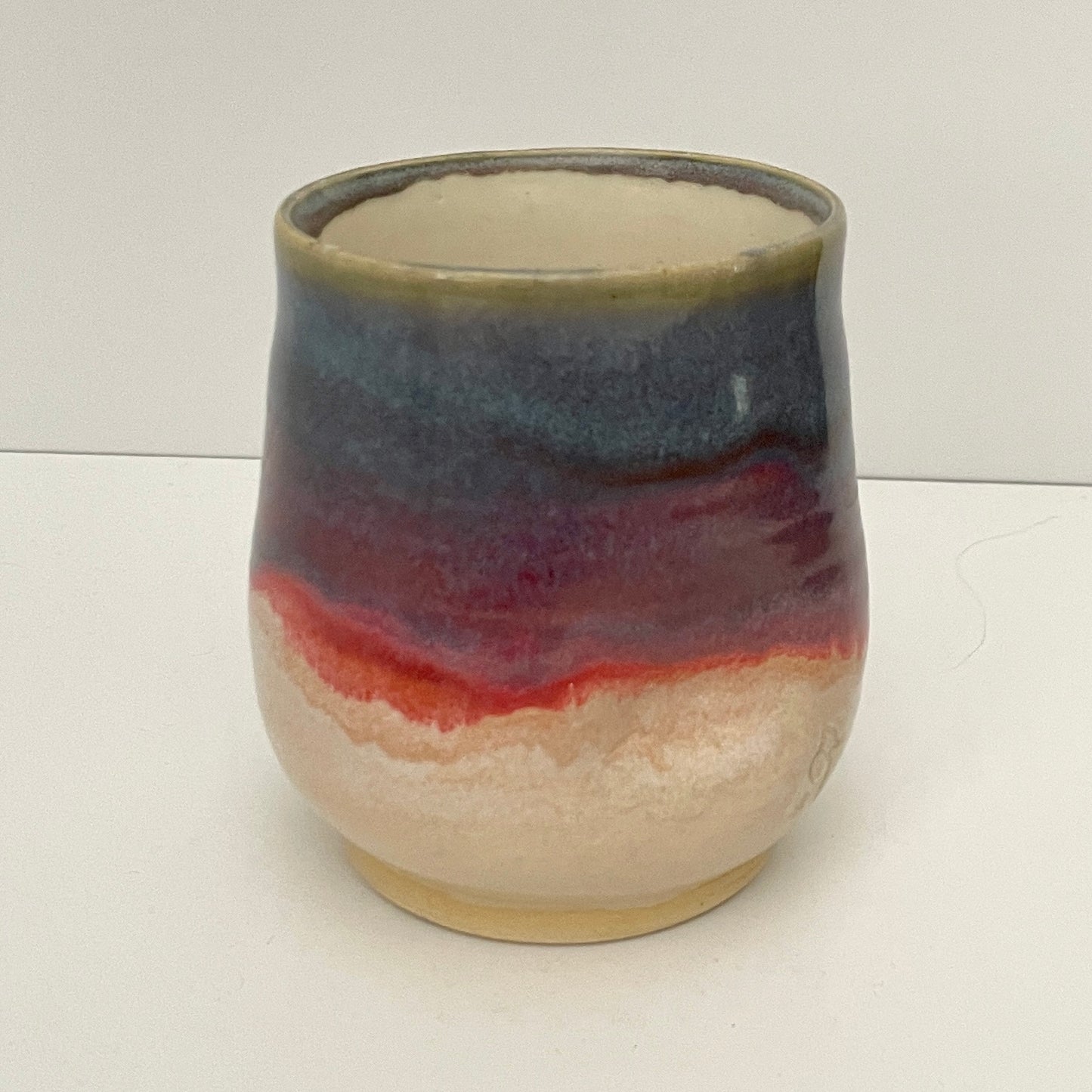 Thumb imprint cup