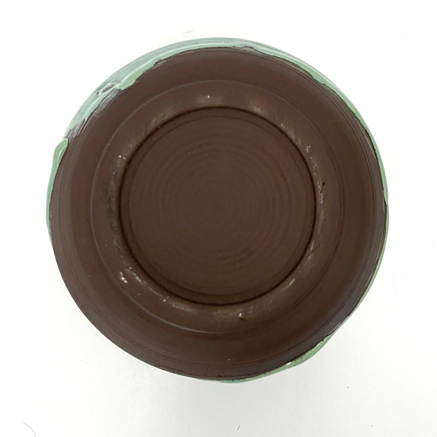 Low Globe Vase Green in Chocolate Clay