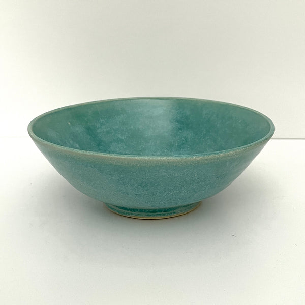 Medium bowl in light frosted blue