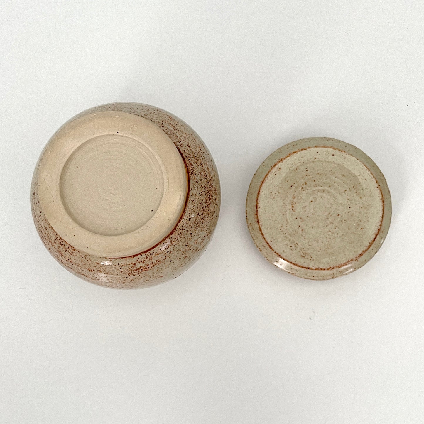 Ceramic Garlic Keeper with Garlic Grater Lid - Seconds